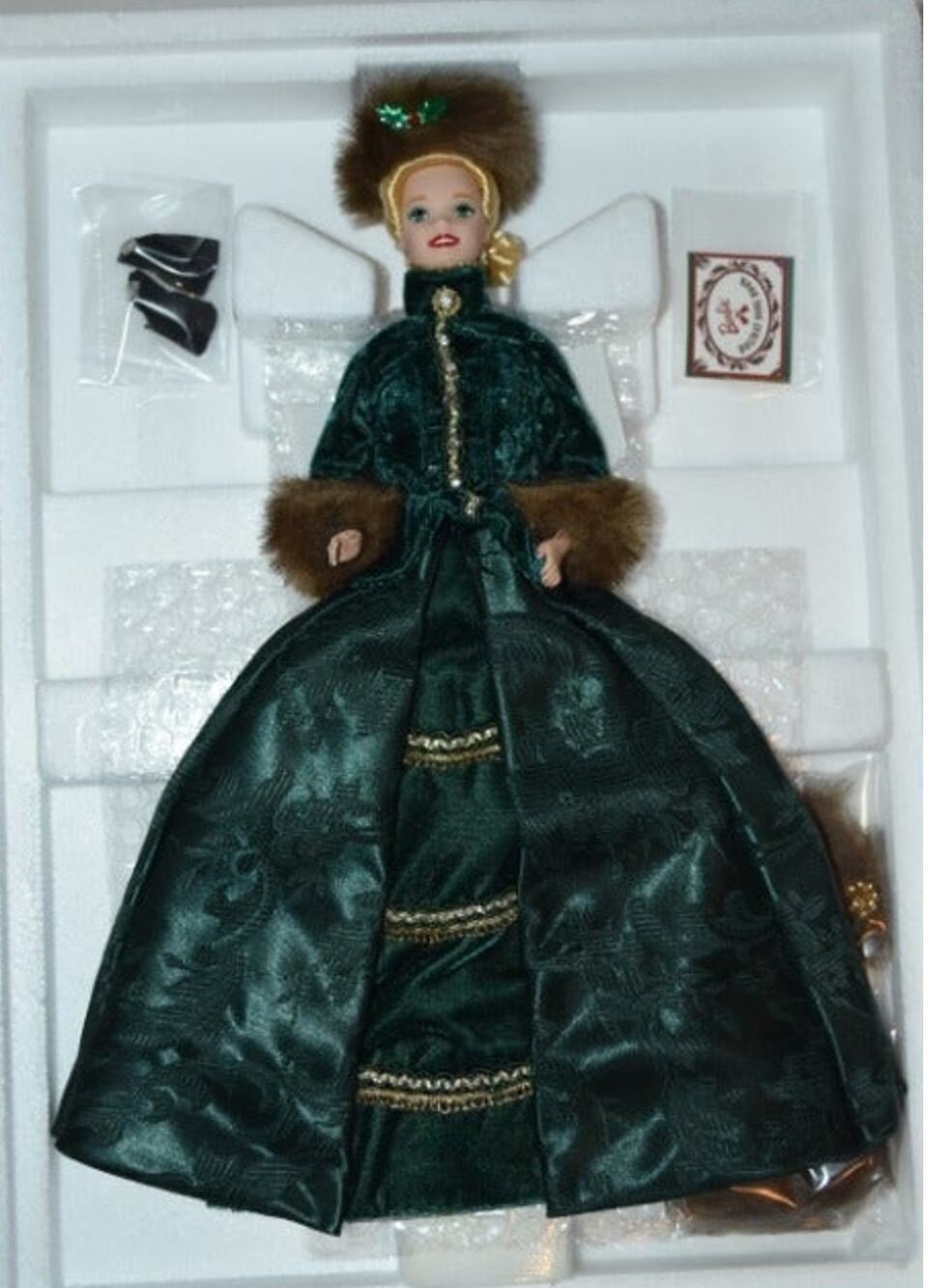 1996 Holiday Caroler Barbie Porcelain Doll Limited Edition Mattel 15760